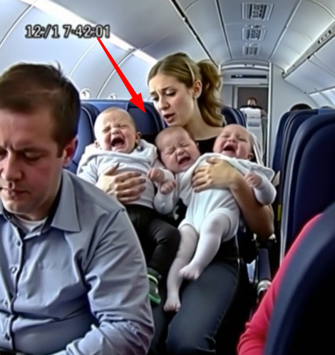 Trójka moich dzieci krzyczała, mój mąż zmienił miejsce w trakcie lotu… Ale pilot zmienił wszystko.