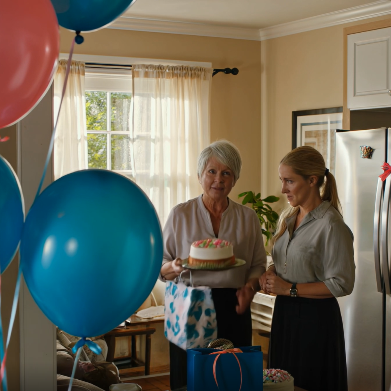 Przyszłam na urodziny mojej wnuczki, ale mój syn powiedział: „Nie jesteś już częścią naszej rodziny!”. Odpowiedziałam mu łagodnie: „Zapamiętaj ten dzień”. Siedem dni później zadzwonił telefon: w głosie mojego syna słychać było panikę.