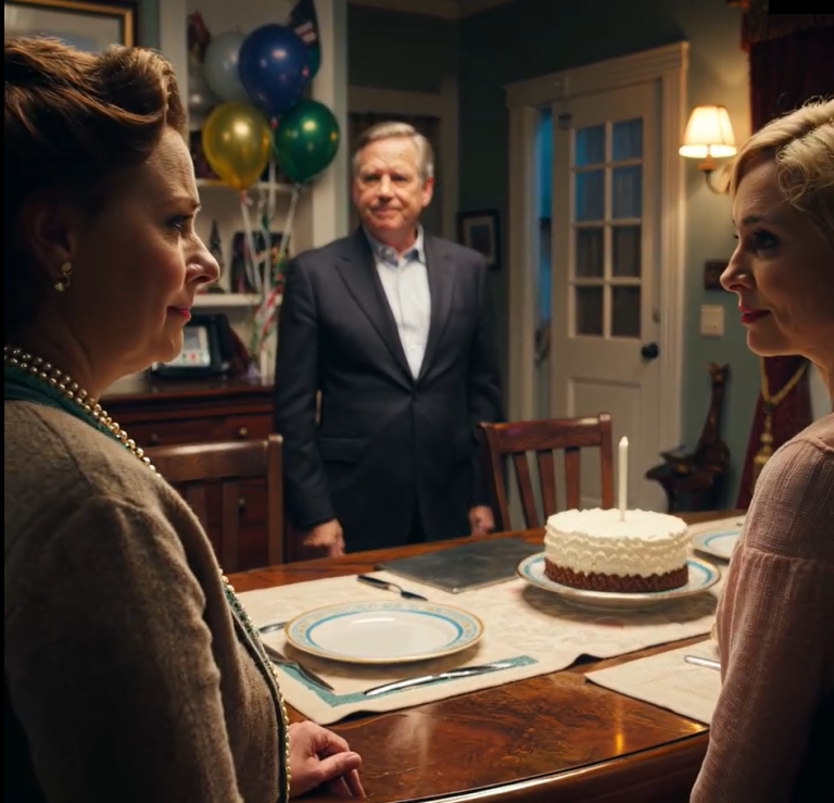 W moje 30. urodziny moi rodzice zabrali 1 500 000 dolarów, które oszczędzałem przez 10 lat. Tata się roześmiał: „Dzięki, twoje pieniądze zabezpieczyły przyszłość twojej siostry”. Mama powiedziała: „I tak byś je zmarnował”. Ja też się roześmiałem, bo to, co zabrali, było w rzeczywistości pułapką, którą zastawiłem.