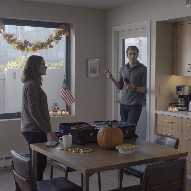 „Ona się męczyła. Przesadzasz” – powiedział mój mąż po spędzeniu moich urodzin u swojej byłej. Nic nie powiedziałam. Kiedy cicho zdjęłam pierścionek i położyłam go na stole, zobaczył go z korytarza. Przeszłam obok niego BEZ SŁOWA