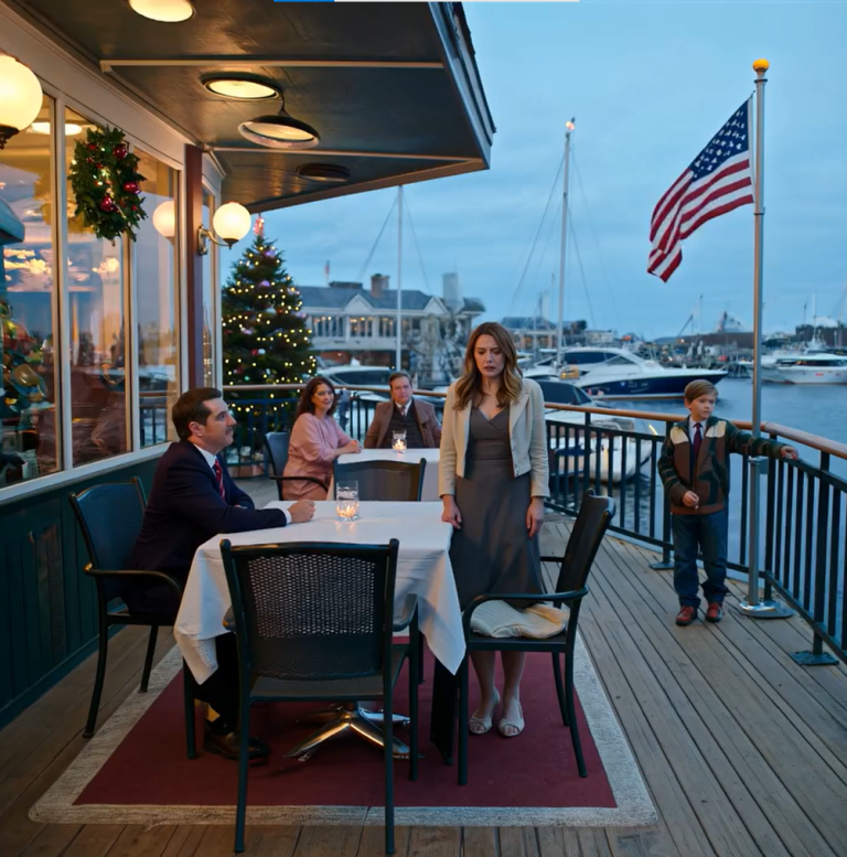 Podczas mojej urodzinowej kolacji dziecko mojej siostry wrzuciło moją torebkę do basenu i krzyknęło: „Tata mówi, że nie zasługujesz na dobre rzeczy”. Jej mąż śmiał się tak głośno, że się popłakała. Uśmiechnęłam się tylko i wyszłam. Tego wieczoru anulowałam jej ratę kredytu samochodowego.