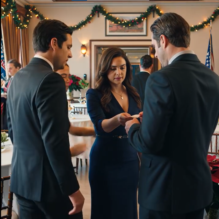 Siedziałam spokojnie z moim 7-letnim wnukiem na drugim weselu mojego syna, gdy nagle chwycił mnie za rękę i wyszeptał: „Babciu, chcę już iść”. Zapytałam, co się stało, a on odpowiedział drżąc: „CZY NIE ZAJRZAŁEŚ POD STOŁ?”