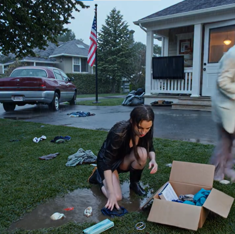 Noc, w którą straciłam pracę, tata nazwał mnie nieudacznikiem, a mama wyrzuciła mnie z domu – wkrótce tego pożałowali