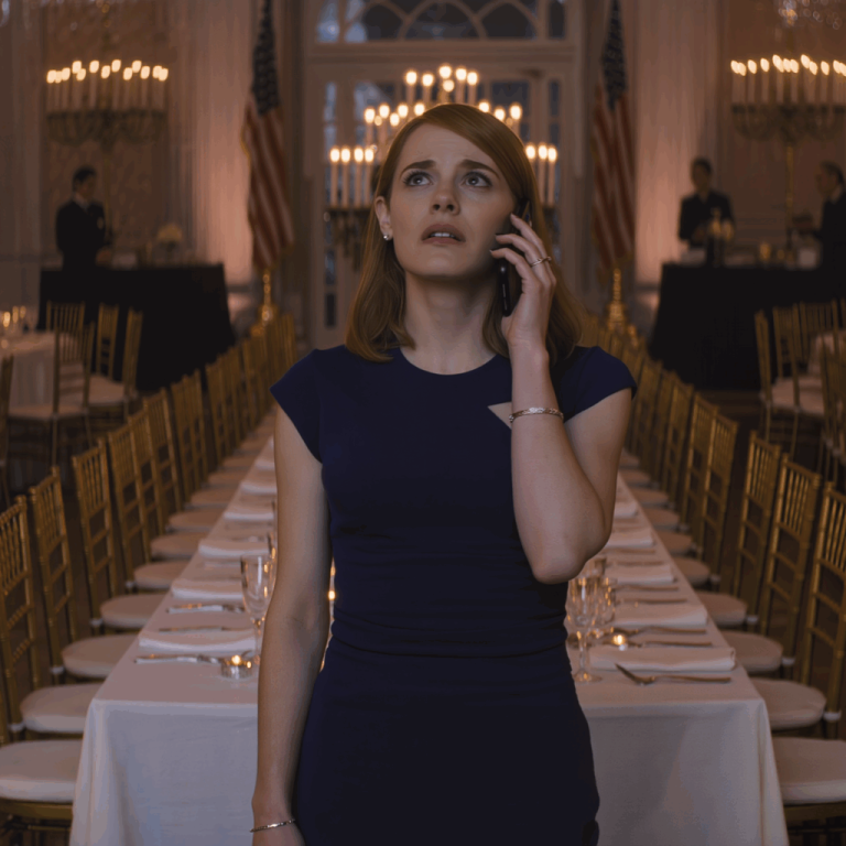 Moja siostra napisała SMS-a: „Nie czekaj. Wszyscy są na moim przyjęciu promocyjnym”. W moje urodziny, dziesięć minut później, mój ojciec: „A tak przy okazji, dopisałem ci kartę na kolację za 3800 dolarów. Mam nadzieję, że to nie problem”. Napisałem po prostu „Zanotowałem” — i o 2:47 w nocy podrzuciłem link…