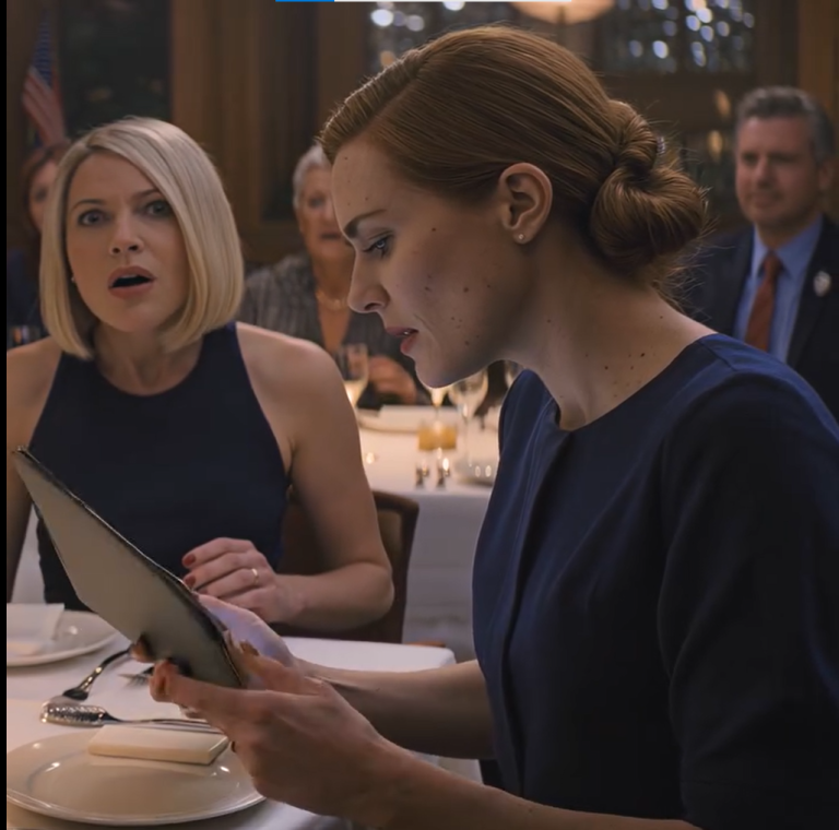 Moja siostra się roześmiała i powiedziała, że ​​mój syn nigdy nie będzie miał własnego domu – więc odwróciłam telefon i cały stół ucichł