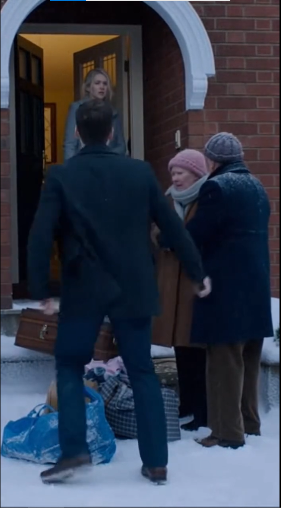 Moja synowa wyrzuciła nas w chwili, gdy nasz syn-bilioner wsiadł do samolotu — co się stało, gdy niespodziewanie wrócił, a jego portfel wywrócił dom do góry nogami…