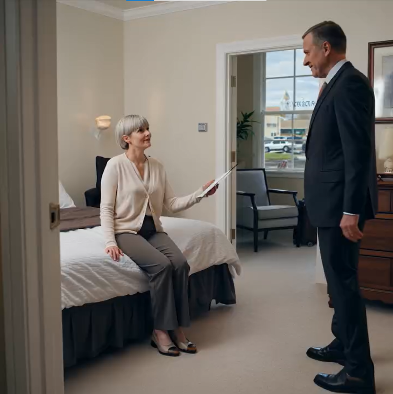 Umieścili mnie w domu opieki i sprzedali mój dom za moimi plecami. Dom opieki nazywał mnie „właścicielem”.