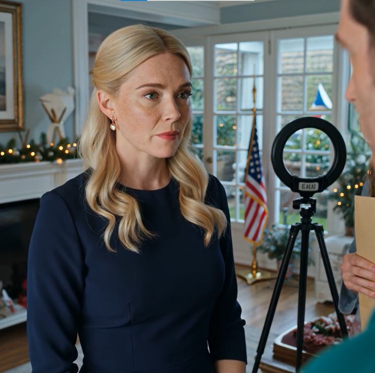 Widziałem na kamerze domowej, jak moi rodzice planują wprowadzić mojego brata do mojego domu, gdy byłem na wyjeździe – „Kiedy wszystko będzie już na miejscu, ona nie będzie się wtrącać. Po prostu się zgodzi” – powiedziała mama. Więc wdrożyłem plan w życie.